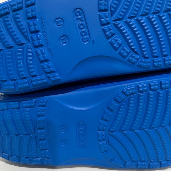 CROCS Vibrant Blue Slide Sandals - Picture 7 of 9